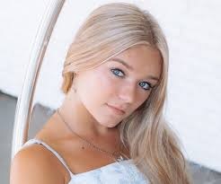 Katie Sigmond Age, Biography, Net Worth, Career, Relationships, and More 2 katie sigmond age katie sigmond age