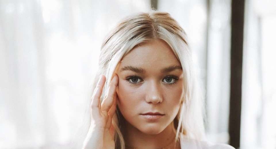 Katie Sigmond Age, Biography, Net Worth, Career, Relationships, and More 4 katie sigmond age katie sigmond age