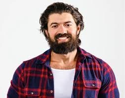 Alex Hormozi Age, Biography, Net Worth, Wife, Books, Career, and More 2 alex hormozi age alex hormozi age
