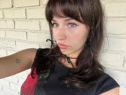Claire Drake Age, Biography, Net Worth, Career, Boyfriend, Family, and More 3 claire drake age claire drake age