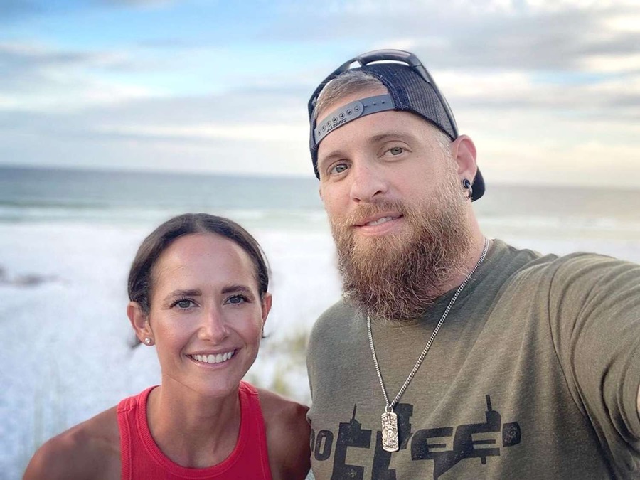 brantley gilbert wife