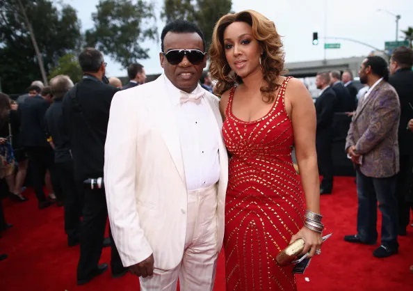 ron isley wife