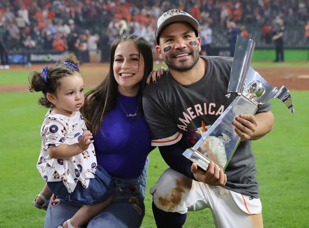 jose altuve wife