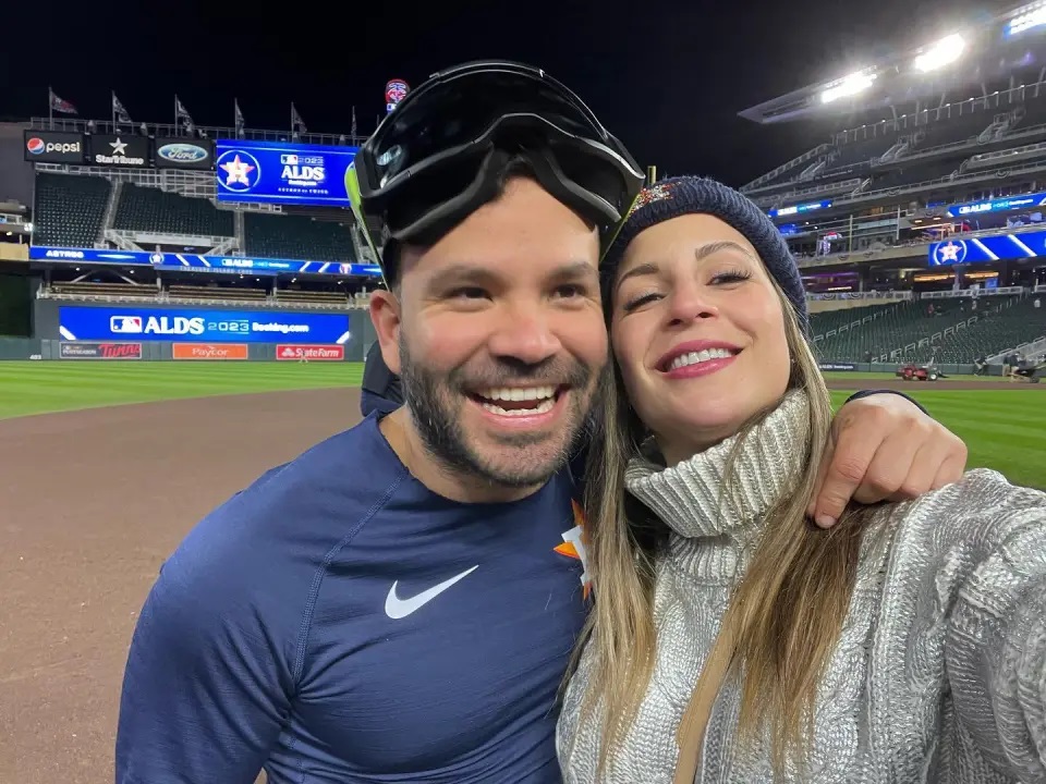 jose altuve wife