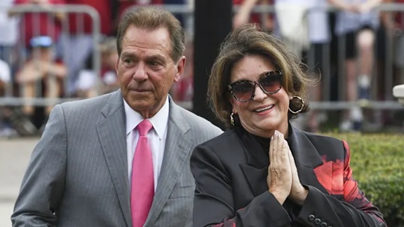 nick saban wife