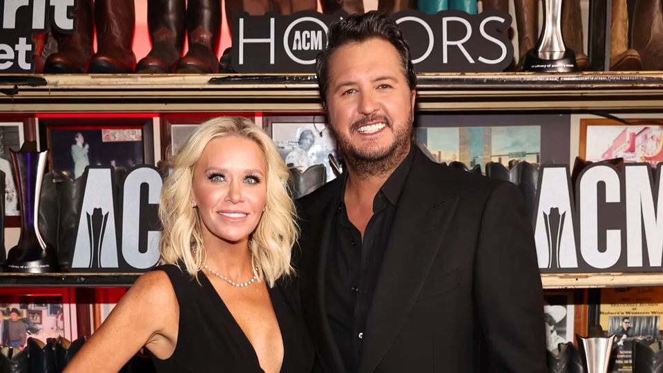 Luke Bryan Wife: Everything You Need to Know About Caroline Boyer Bryan 2 luke bryan wife luke bryan wife