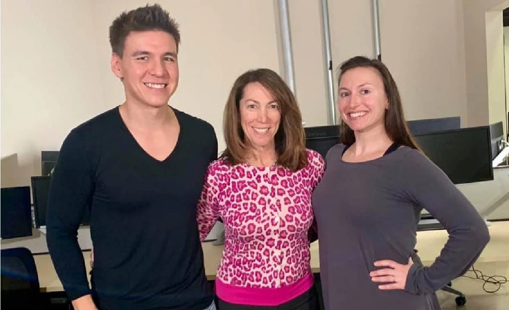 James Holzhauer Wife: Inside the Life of Melissa Sassin Holzhauer and Their Remarkable Partnership 1 james holzhauer wife james holzhauer wife