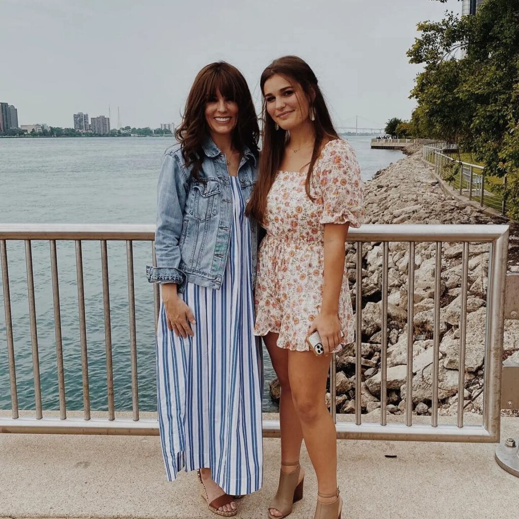 Dan Campbell Wife: The Life and Story of Holly Campbell, the Woman Behind the Coach 2 dan campbell wife dan campbell wife