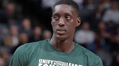 tony snell wife